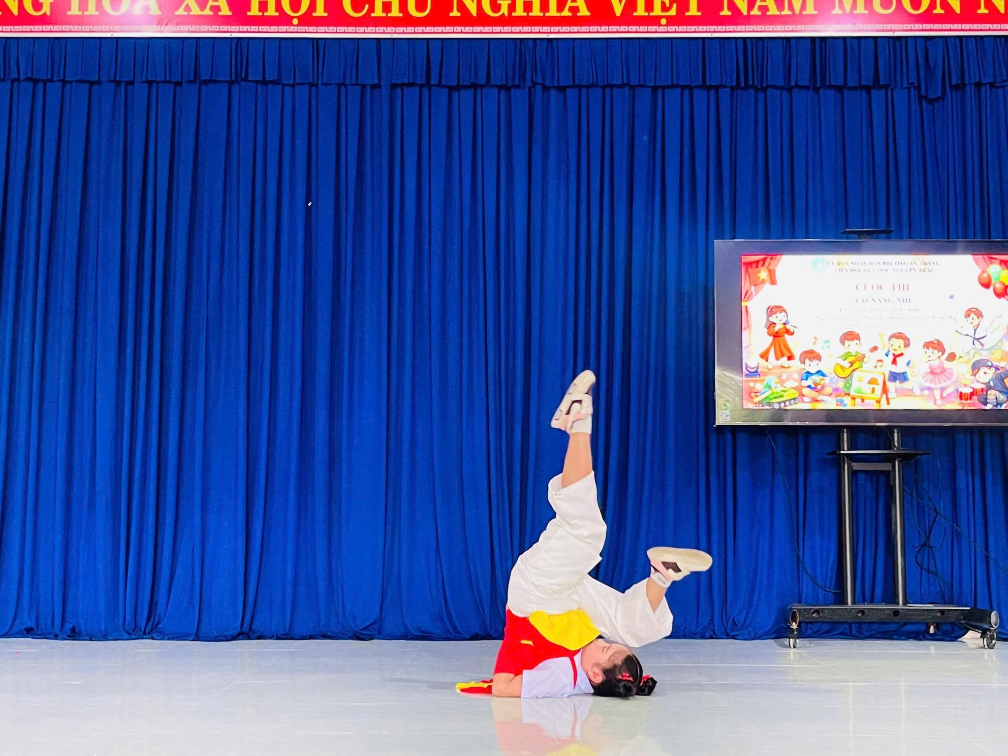 anh tin bai